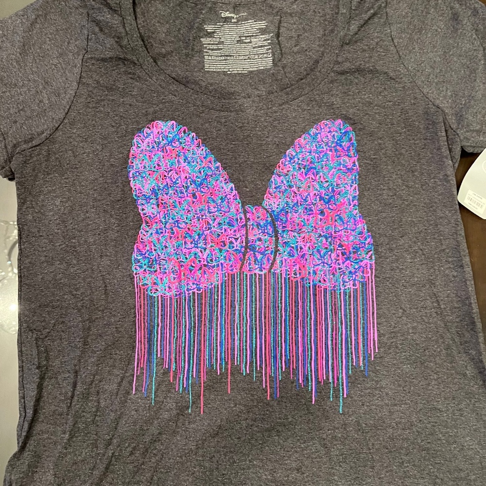 Disney Store Minnie Mouse Bow tee NEW plus size 3X “puff paint effect”